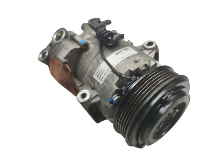 SPRĘŻARKA KLIMATYZACJI OPEL ASTRA J (2009-2012) 1.4 T 140KM 8FK351002