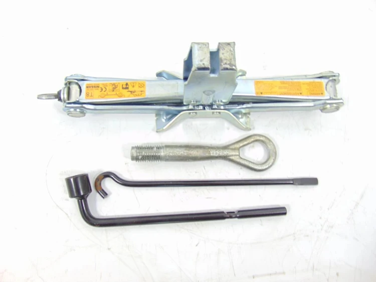 ZESTAW NAPRAWCZY PODNOŚNIK NISSAN QASHQAI LIFT (2009-2013) 2.0 DCI 150KM