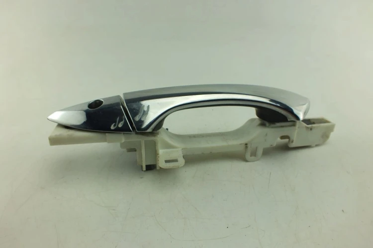 KLAMKA ZEWNĘTRZNA PRAWY PRZÓD HONDA ACCORD VIII (2008-2010) 2.2 I-DTEC 180