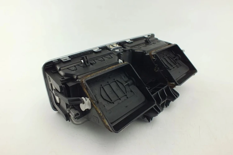 KRATKA NAWIEWU ŚRODKOWA LAND ROVER RANGE ROVER III L322 (2001-2012) 3.0D 17