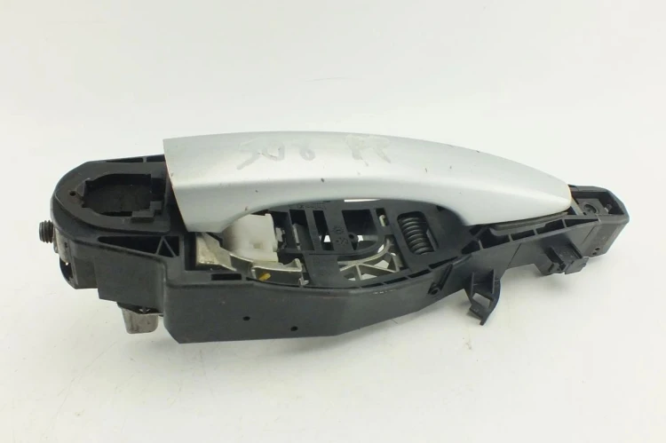 KLAMKA ZEWNĘTRZNA PRAWY PRZÓD PEUGEOT 508 1.6 E-HDI 9688834080