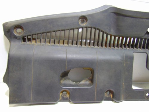 OSŁONA PASA PRZEDNIEGO SUBARU B9 Tribeca (2005-2006) 57731XA01A