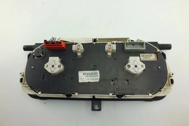 LICZNIK RENAULT LAGUNA II (2001-2005) 8200328436