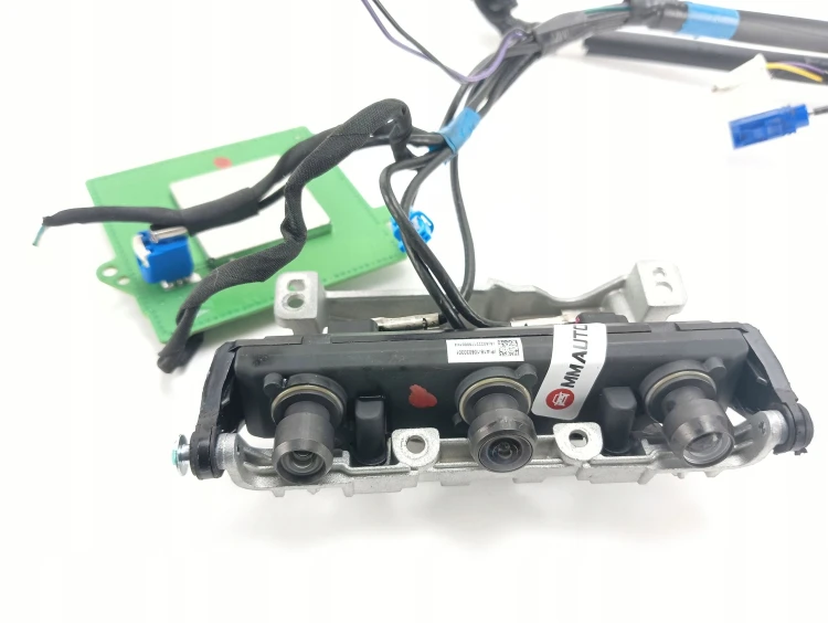 KAMERA PRZÓD TESLA MODEL Y (2019-) LONG RANGE DUAL MOTOR 351KM 1514448-01-G
