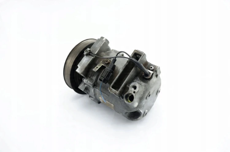 SPRĘŻARKA KLIMATYZACJI NISSAN PRIMERA P11 1.8 92600 2J204