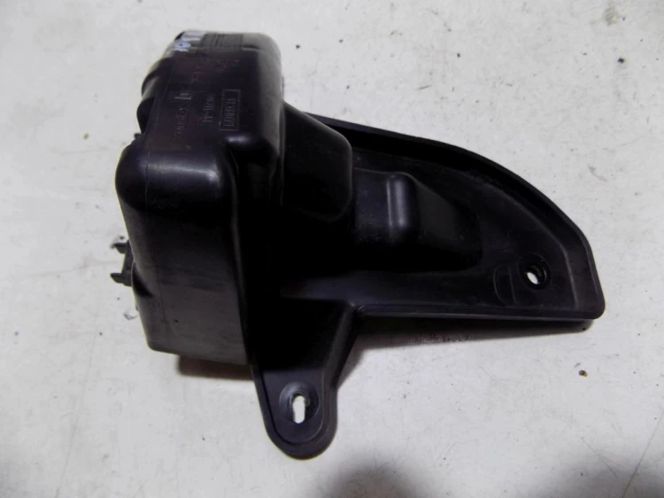 ŚLIZG PRAWY TYŁ PEUGEOT 308 (2007-2013)