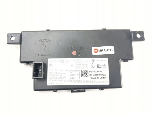 CZYTNIK KART TESLA MODEL Y (2019-) LONG RANGE DUAL MOTOR 351KM 1100241-00-J