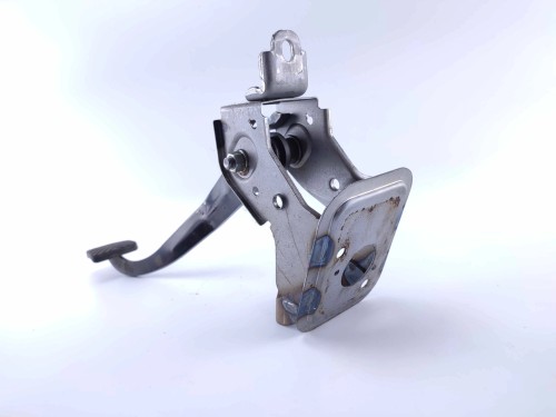 PEDAŁ SPRZĘGŁA HYUNDAI I30 I LIFT (2010-2012) 1.6 16V 126KM 32802-2H120
