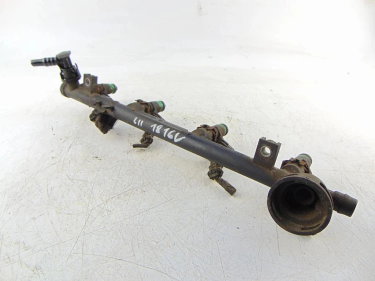 LISTWA WTRYSKOWA RENAULT LAGUNA II (2001-2005) 7700107405 7700112777