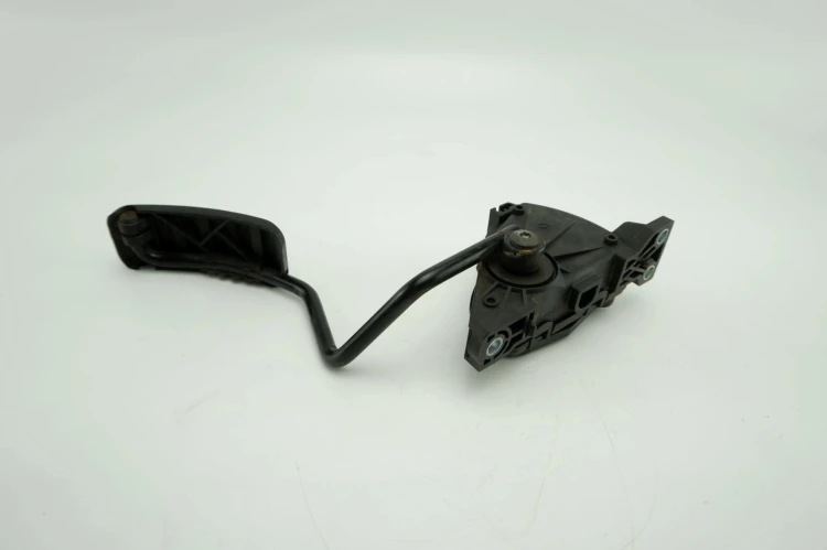 PEDAŁ GAZU POTENCJOMETR RENAULT VEL SATIS (2002-2009) 2.2 DCI 8200004938