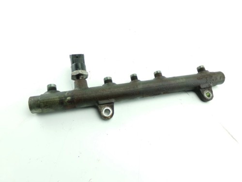 LISTWA WTRYSKOWA RENAULT LAGUNA I LIFT 1.9 DCI 8200347174