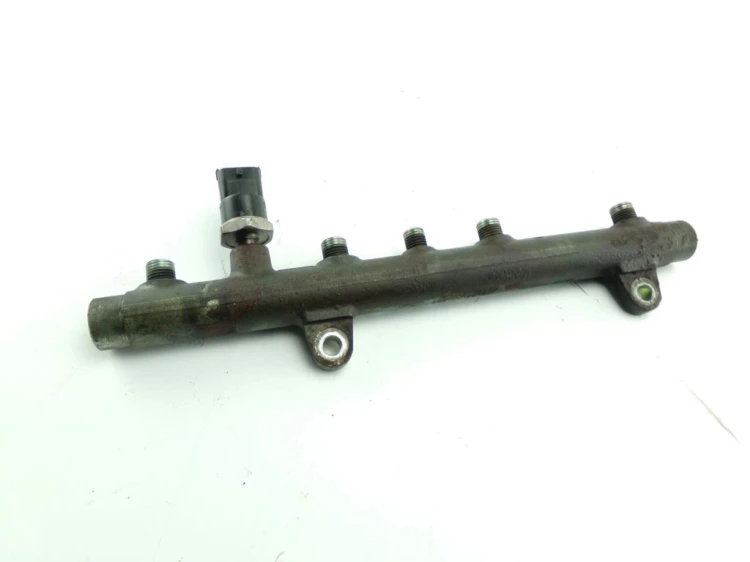 LISTWA WTRYSKOWA RENAULT LAGUNA I LIFT 1.9 DCI 8200347174