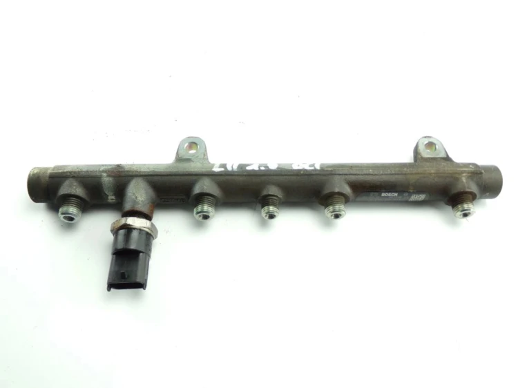 LISTWA WTRYSKOWA RENAULT LAGUNA I LIFT 1.9 DCI 8200347174