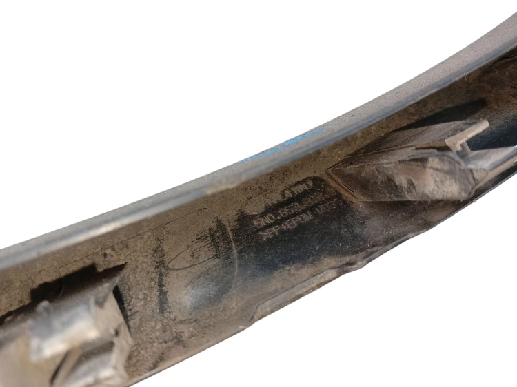 LISTWA BŁOTNIKA PRAWY TYŁ VOLKSWAGEN TIGUAN I 5N LIFT (2011-2016) 2.0 TDI 1
