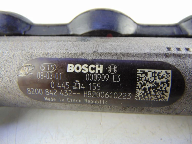 LISTWA WTRYSKOWA RENAULT LAGUNA III (2007-) 2.0 DCI 8200842432