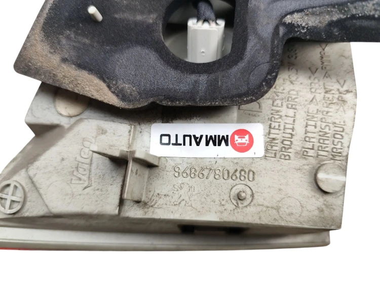 LAMPA PRAWY TYŁ W KLAPE PEUGEOT 508 I (2010-2014) 2.0 HDI 163KM 9686780680