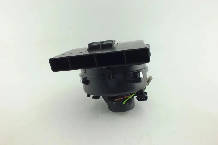 WENTYLATOR DMUCHAWA NAWIEWU LAND ROVER RANGE ROVER III L322 (2001-2012) 3.0