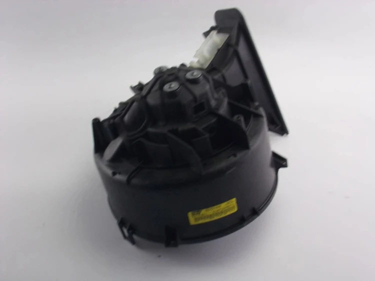 WENTYLATOR DMUCHAWA NAWIEWU OPEL VECTRA C LIFT(2005-2008) 006975K
