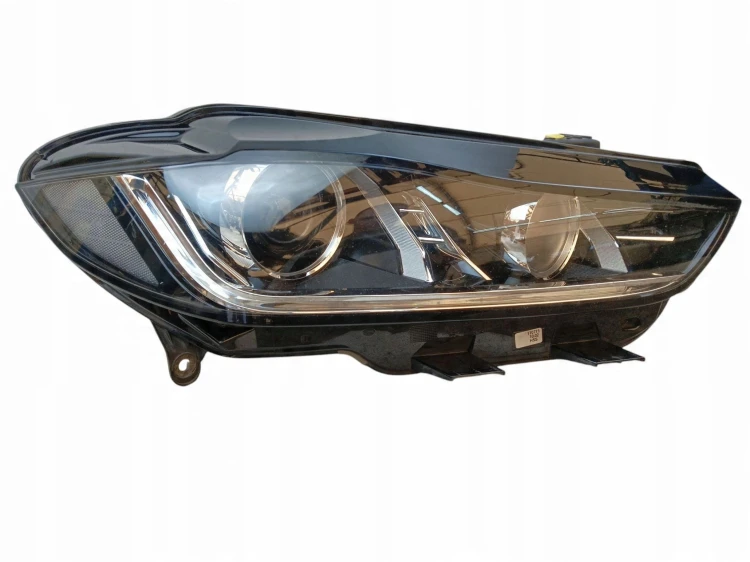 LAMPA PRAWY PRZÓD JAGUAR XE X760 (2015-2019) 2.0 D 180KM GX73-13W029-DE