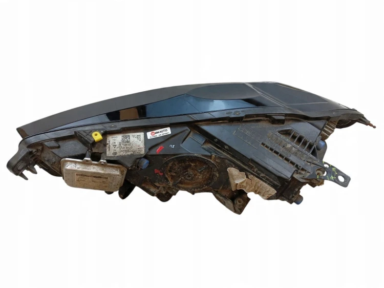 LAMPA PRAWY PRZÓD JAGUAR XE X760 (2015-2019) 2.0 D 180KM GX73-13W029-DE