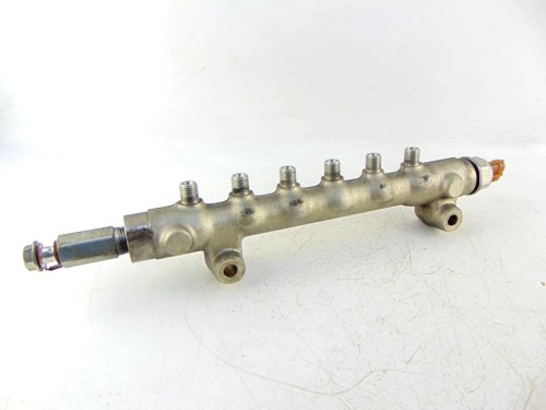 LISTWA WTRYSKOWA MITSUBISHI ASX (2010-)