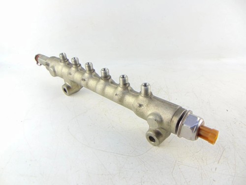 LISTWA WTRYSKOWA MITSUBISHI ASX (2010-)