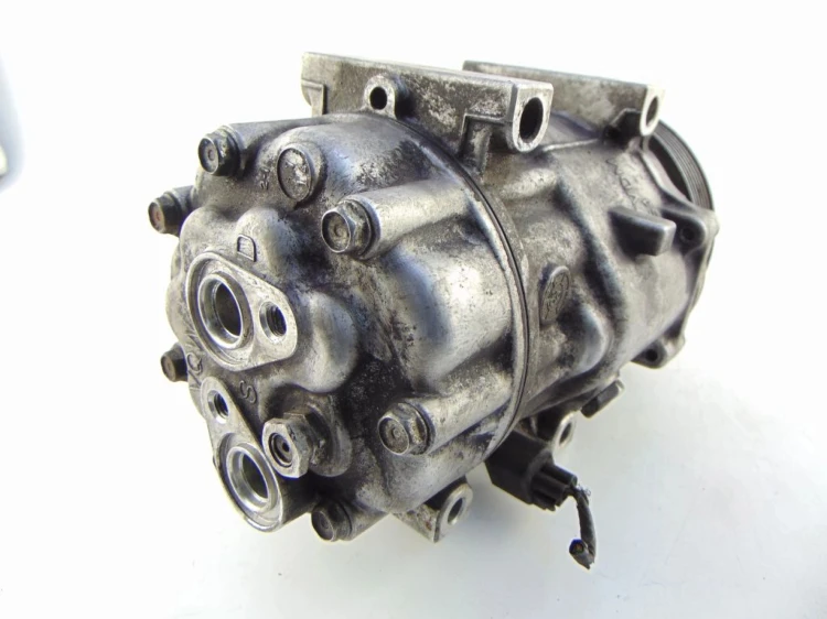 SPRĘŻARKA KLIMATYZACJI VOLVO V50 2.0D 3M5H-19D629-HE