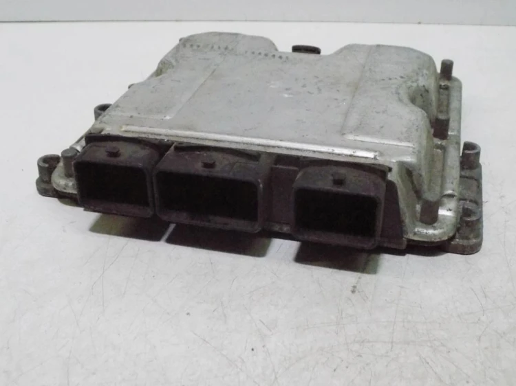 KOMPUTER STEROWNIK SILNIKA CITROEN XSARA PICASSO (1999-2004) 9647693180