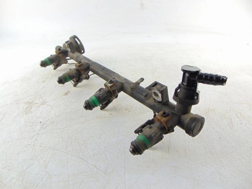 LISTWA WTRYSKOWA RENAULT LAGUNA II (2001-2005) 1.8 16V 7700107405