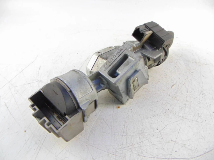 STACYJKA FORD C-MAX (2003-2006) 2.0TDCI 3M51-3F880-AA
