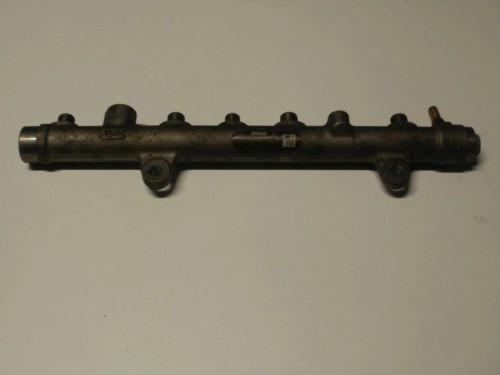 LISTWA WTRYSKOWA RENAULT MEGANE II LIFT (2005-2008) 0445214116 8200715519