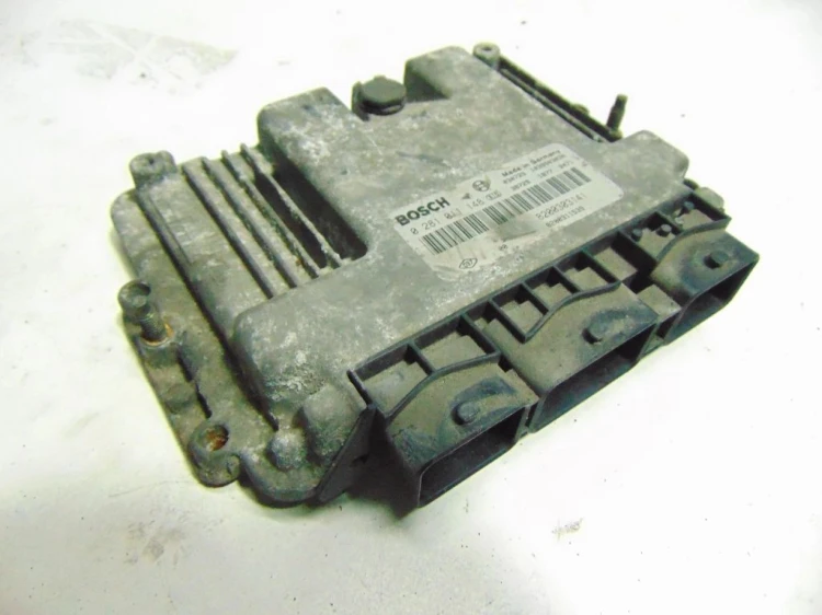 KOMPUTER STEROWNIK SILNIKA RENAULT LAGUNA II (2001-2005) 1.9 DCI 8200303141