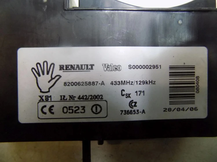 CZYTNIK KART RENAULT ESPACE IV LIFT (2006-2014) 8200625887 A