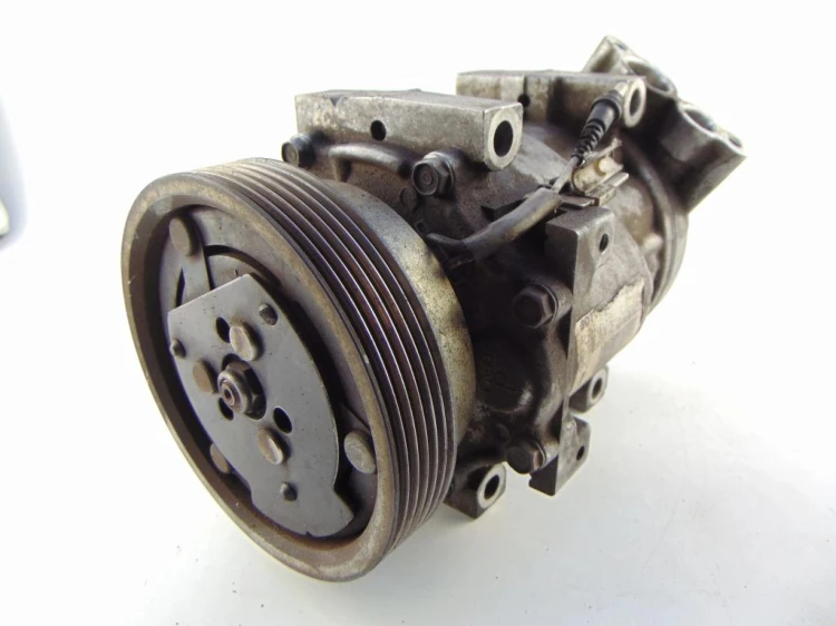 SPRĘŻARKA KLIMATYZACJI DACIA LOGAN MCV 1.5 DCI 8200600135