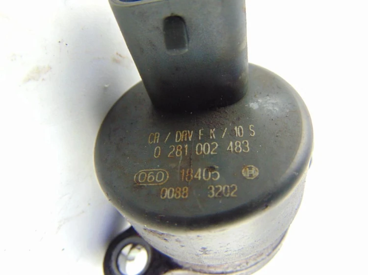 REGULATOR CIŚNIENIA PALIWA RENAULT SCENIC I LIFT (1999-2003) 0281002483