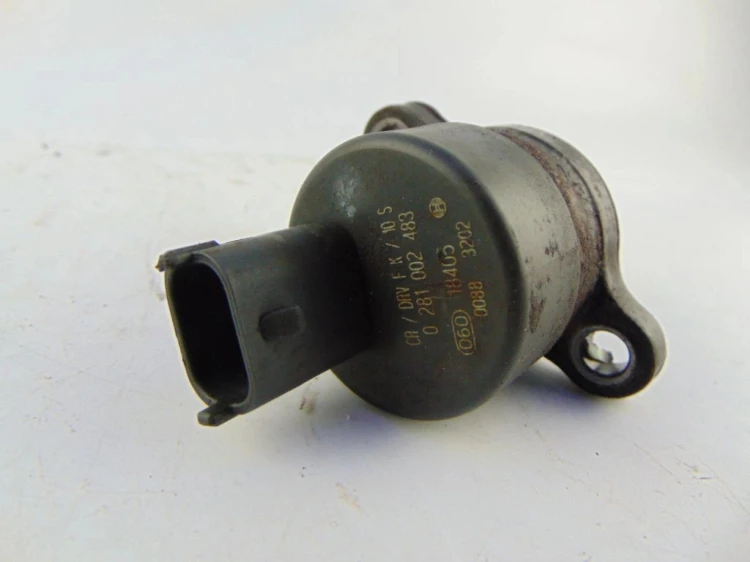 REGULATOR CIŚNIENIA PALIWA RENAULT SCENIC I LIFT (1999-2003) 0281002483