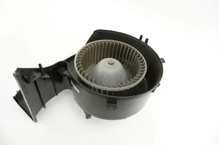 WENTYLATOR DMUCHAWA NAWIEWU OPEL VECTRA C(2002-2008) 1.8 16V 359875