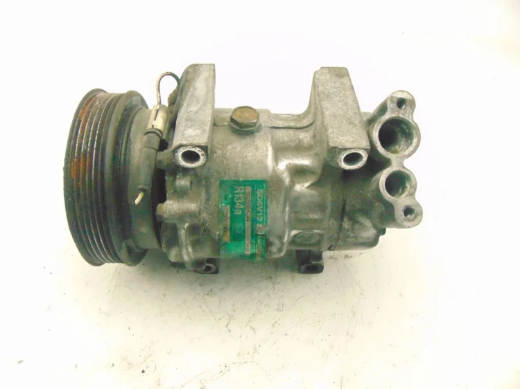 SPRĘŻARKA KLIMATYZACJI RENAULT CLIO II LIFT (2003-2005) 1.5 DCI 1416F