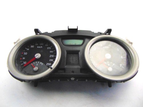 LICZNIK RENAULT MEGANE II (2002-2005) 1.6 16V 8200364007