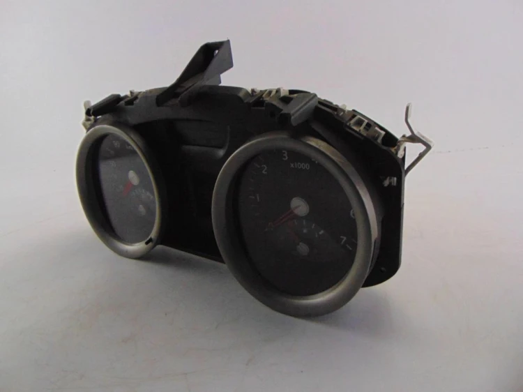 LICZNIK RENAULT MEGANE II (2002-2005) 1.6 16V 8200364007
