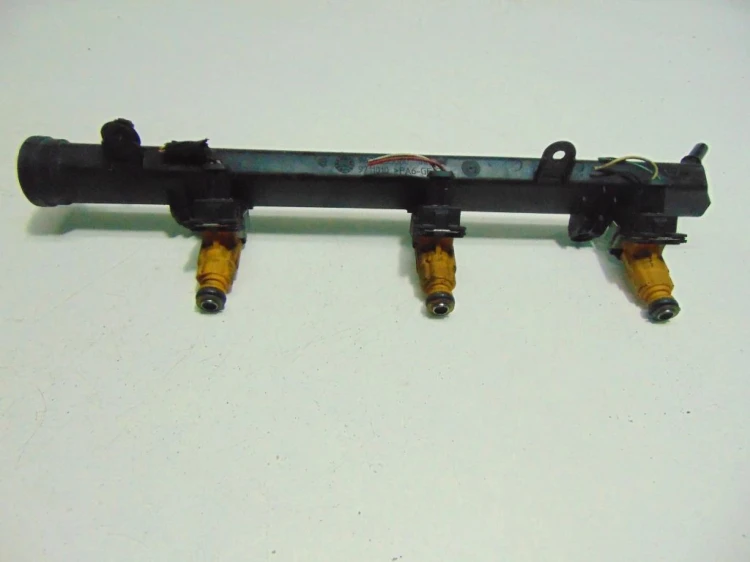 LISTWA WTRYSKOWA RENAULT LAGUNA II (2001-2005) 3.0 V6 9630333080
