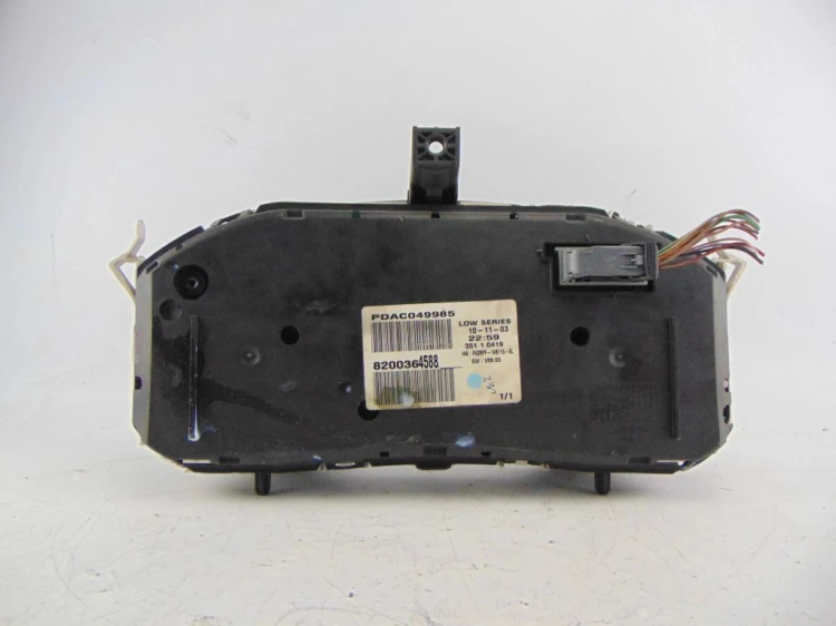 LICZNIK RENAULT MEGANE II LIFT (2005-2008) 1.6 16V 8200364588
