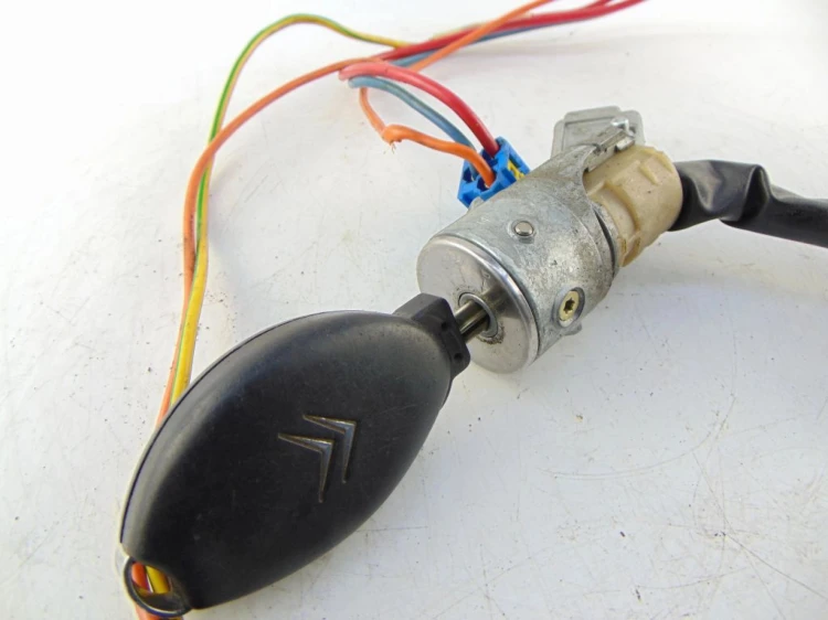 STACYJKA CITROEN C5 I (2001-2004) 2.0 16V