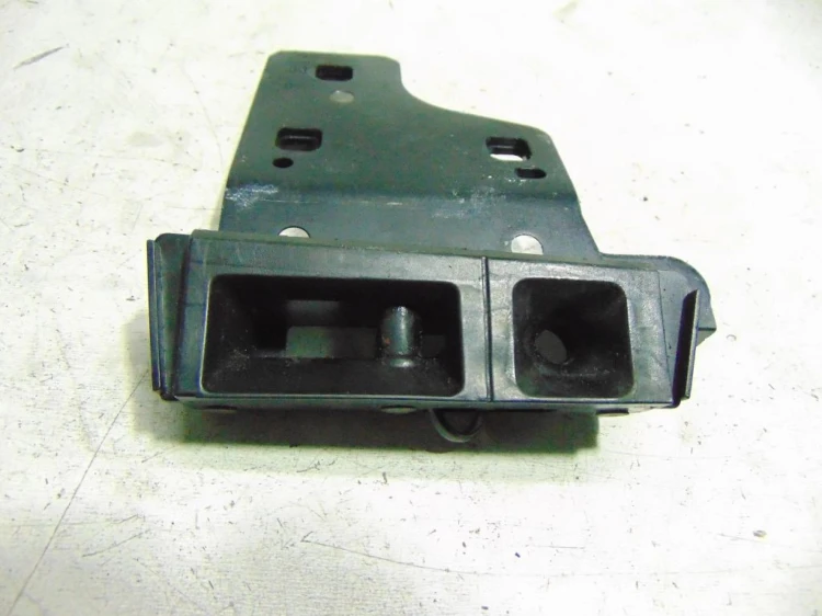 ZAMEK DACHU PRAWY FORD FOCUS MK2 (2004-2011) 1.6 TDCI