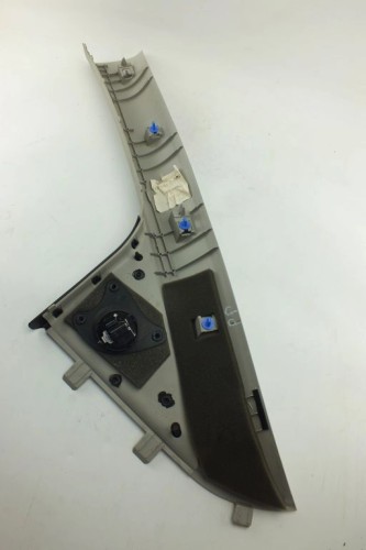 OSŁONA SŁUPKA WEWNĘTRZNEGO PRAWA FORD TRANSIT CONECT II 1.5 TDCI DT11-V0319