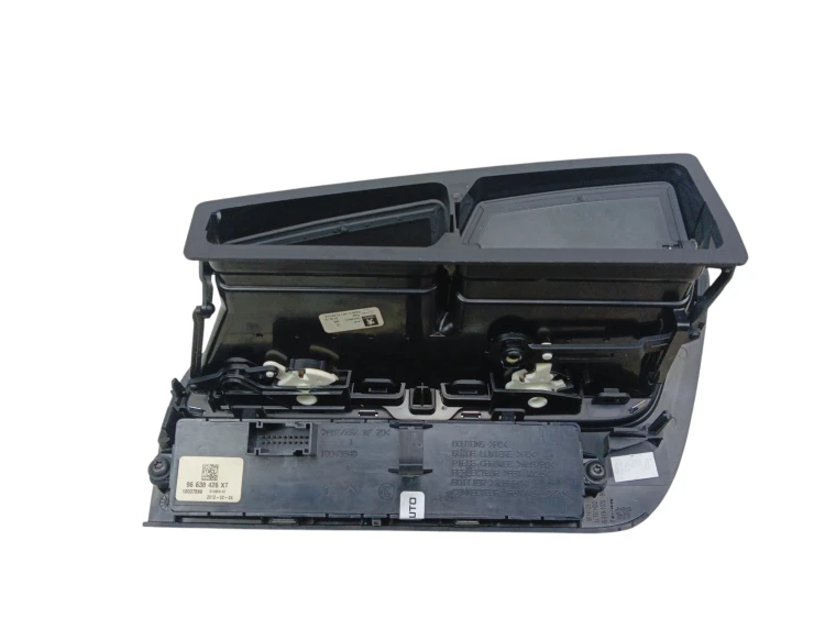 KRATKA NAWIEWU ŚRODKOWA PEUGEOT 5008 I (2009-2013) 1.6 THP 156KM 96638426XT