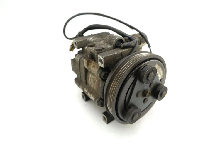 SPRĘŻARKA KLIMATYZACJI MAZDA 323F NI3A0AL4