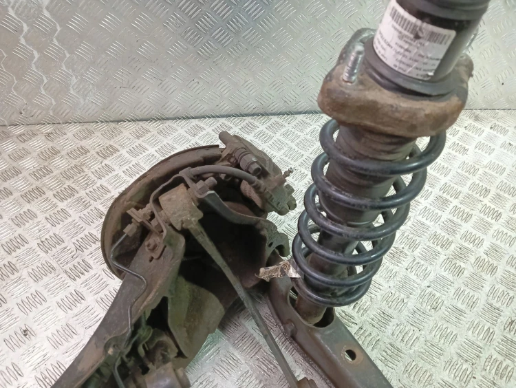 ZWROTNICA WAHACZ PRAWY TYŁ JEEP PATRIOT LIFT (2011-2017) 2.0 16V 156KM