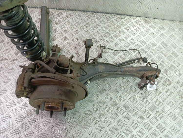 ZWROTNICA WAHACZ PRAWY TYŁ JEEP PATRIOT LIFT (2011-2017) 2.0 16V 156KM