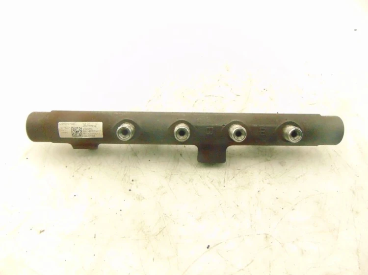 LISTWA WTRYSKOWA RENAULT MEGANE III (2008-2013) 1.5 DCI 8200704212